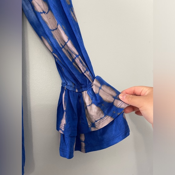 Blue tie dye off the shoulder blouse - Picture 4 of 5